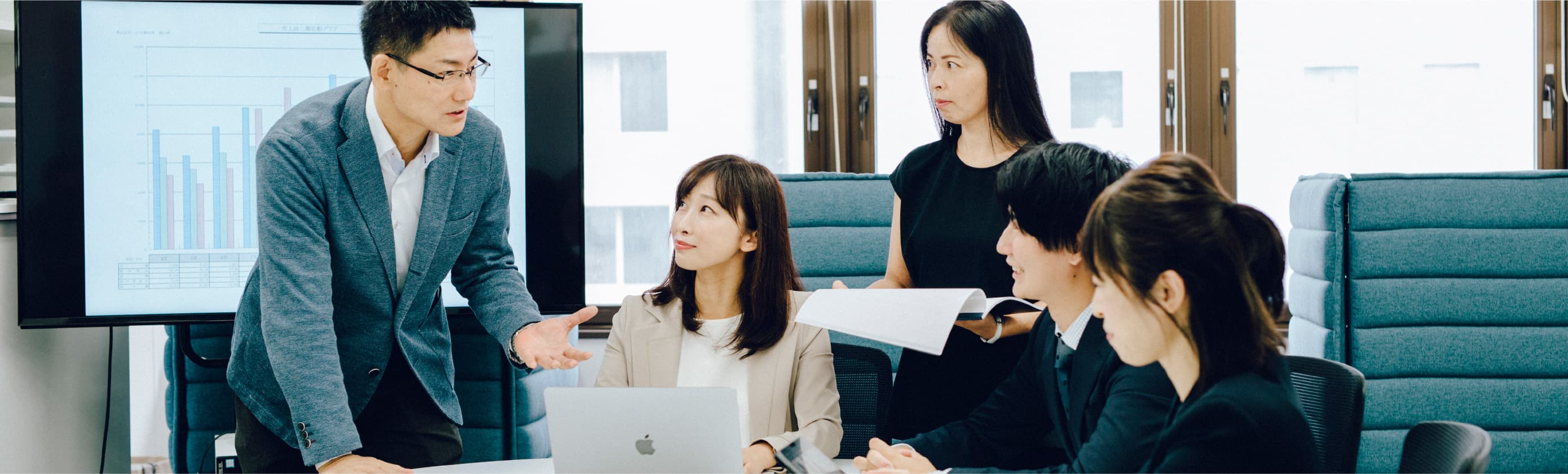 すぐに役立つ、実務レベルの知識とスキルが学べる